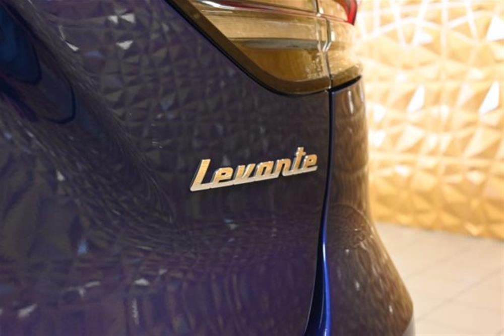 Levante Levante 3.0V6 MODENA 350CV F