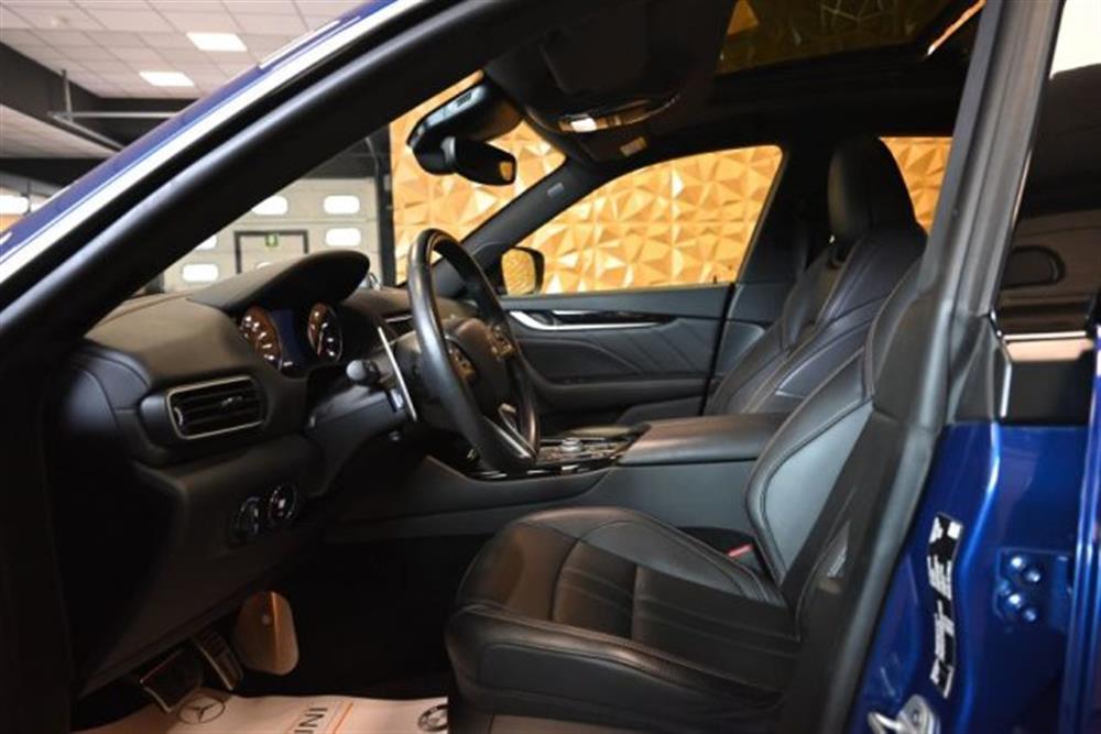 Levante Levante 3.0V6 MODENA 350CV F