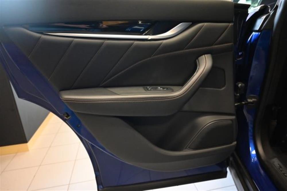 Levante Levante 3.0V6 MODENA 350CV F