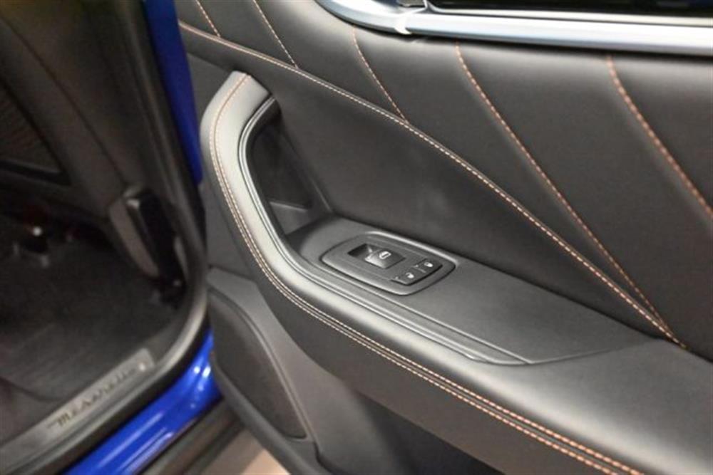 Levante Levante 3.0V6 MODENA 350CV F