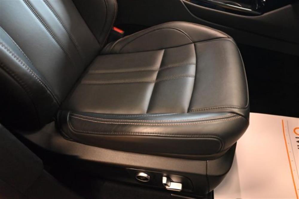 Levante Levante 3.0V6 MODENA 350CV F