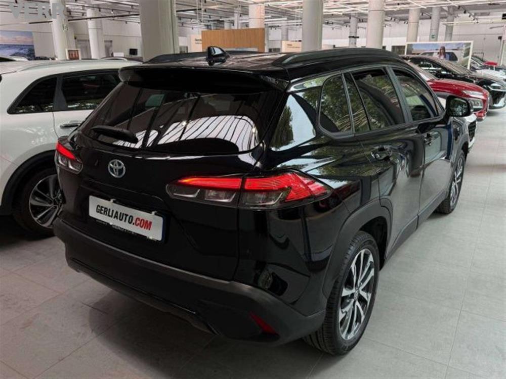 Corolla Corolla Corolla Cross Cross