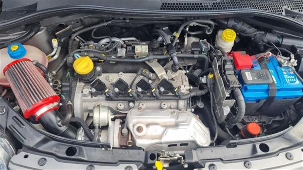 595 595 1.4 Turbo T-Jet 165