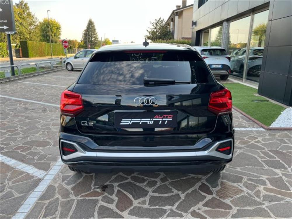 Q2 Q2 35 TFSI S-TRONIC S-L
