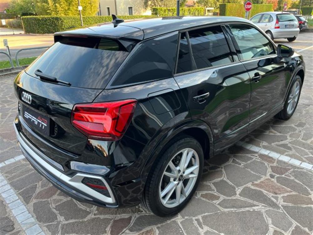 Q2 Q2 35 TFSI S-TRONIC S-L