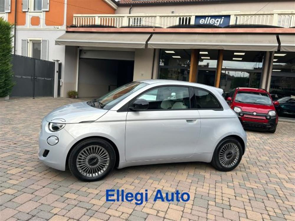 500 500 PROMO FINANZ.Berlina
