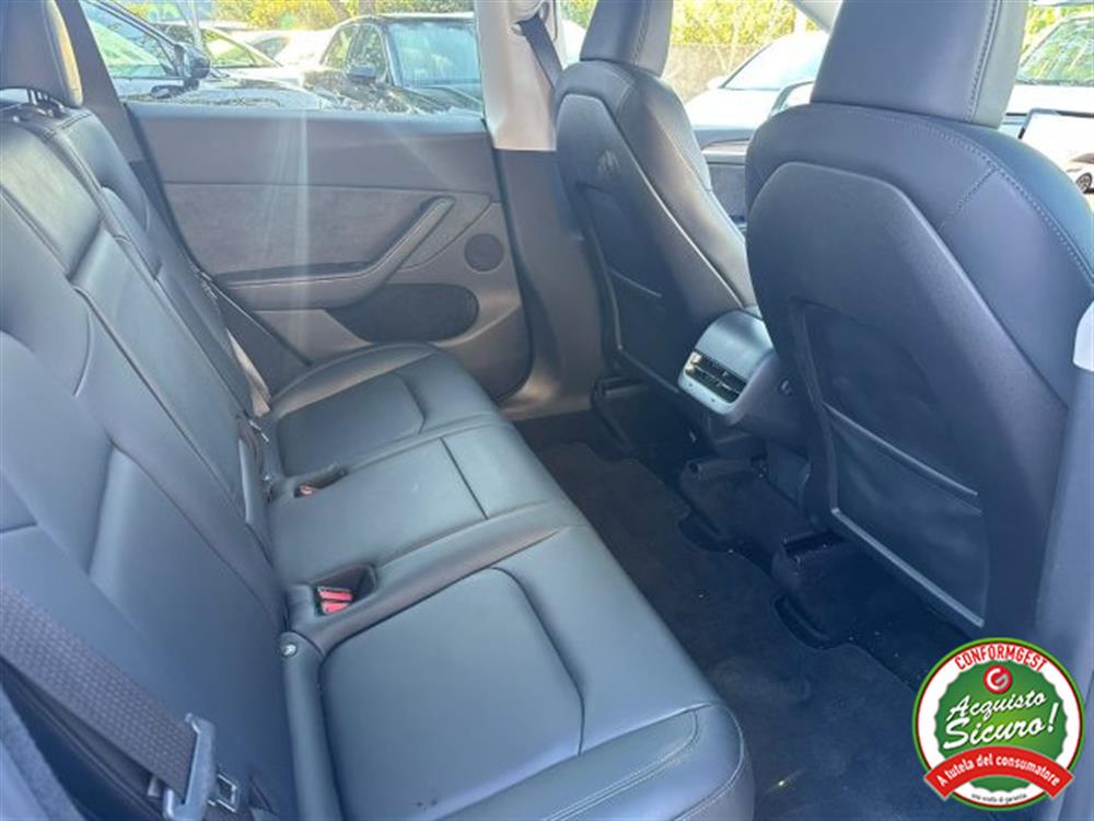Model Y Model Y Long Range AWD