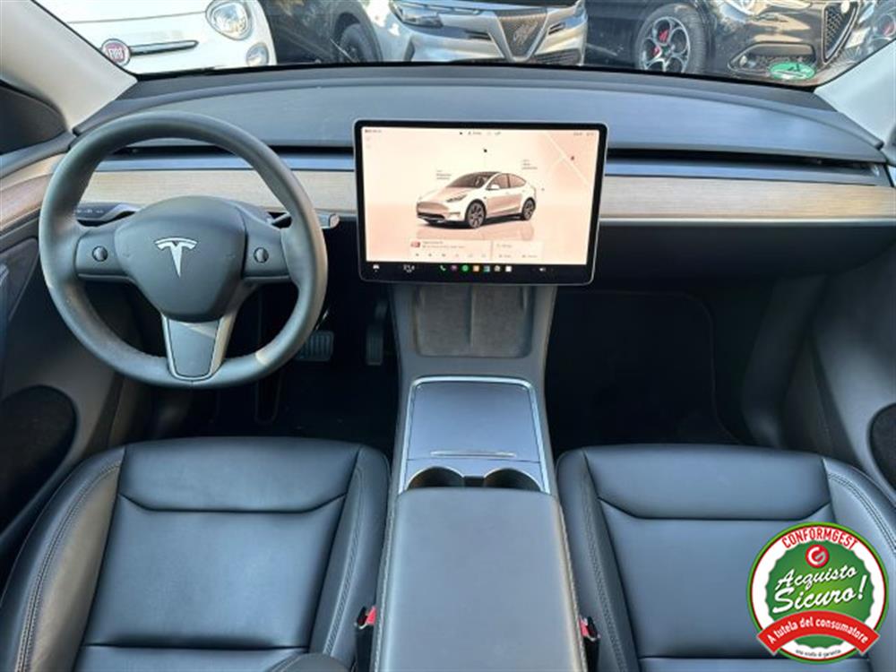 Model Y Model Y Long Range AWD