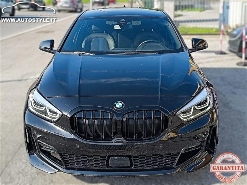 118 118 i M-SPORT Steptronic