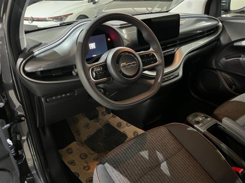 500e 500e Berlina 42 kWh Icon