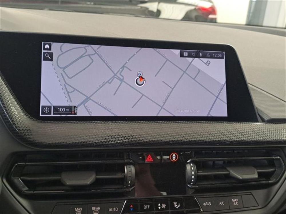 118 118 d 5p. Msport Exterio