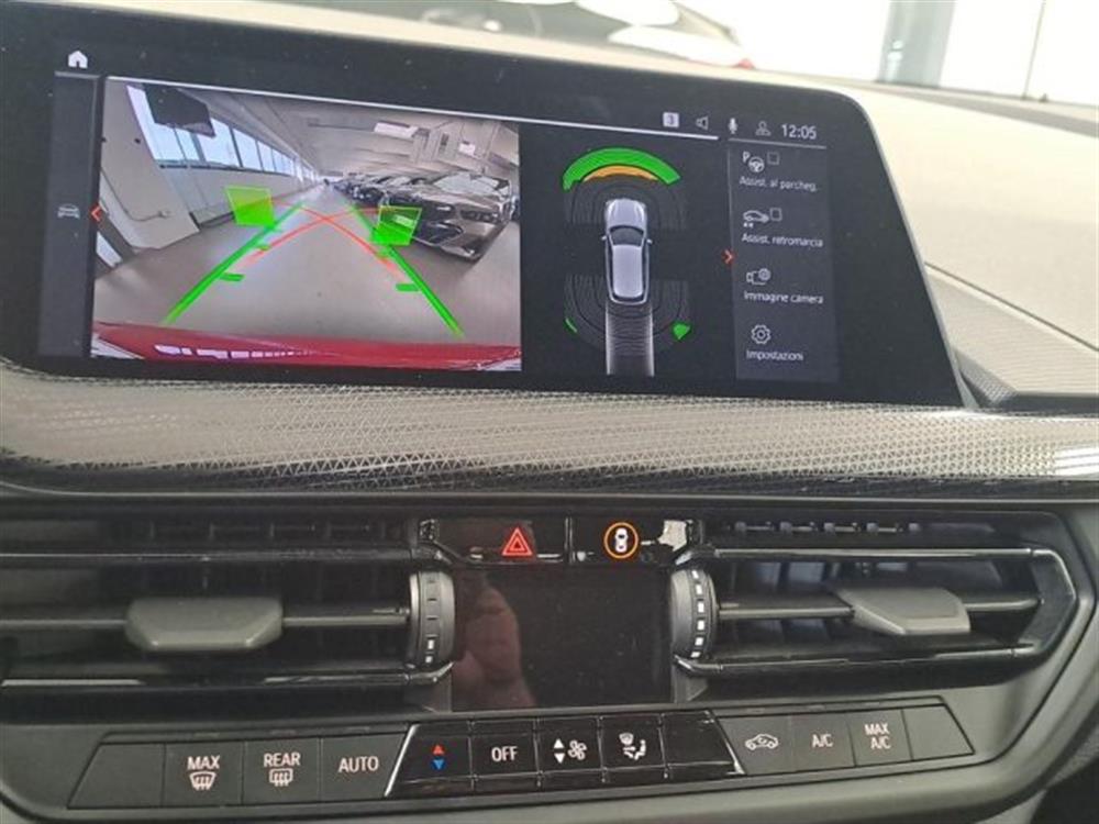 118 118 d 5p. Msport Exterio