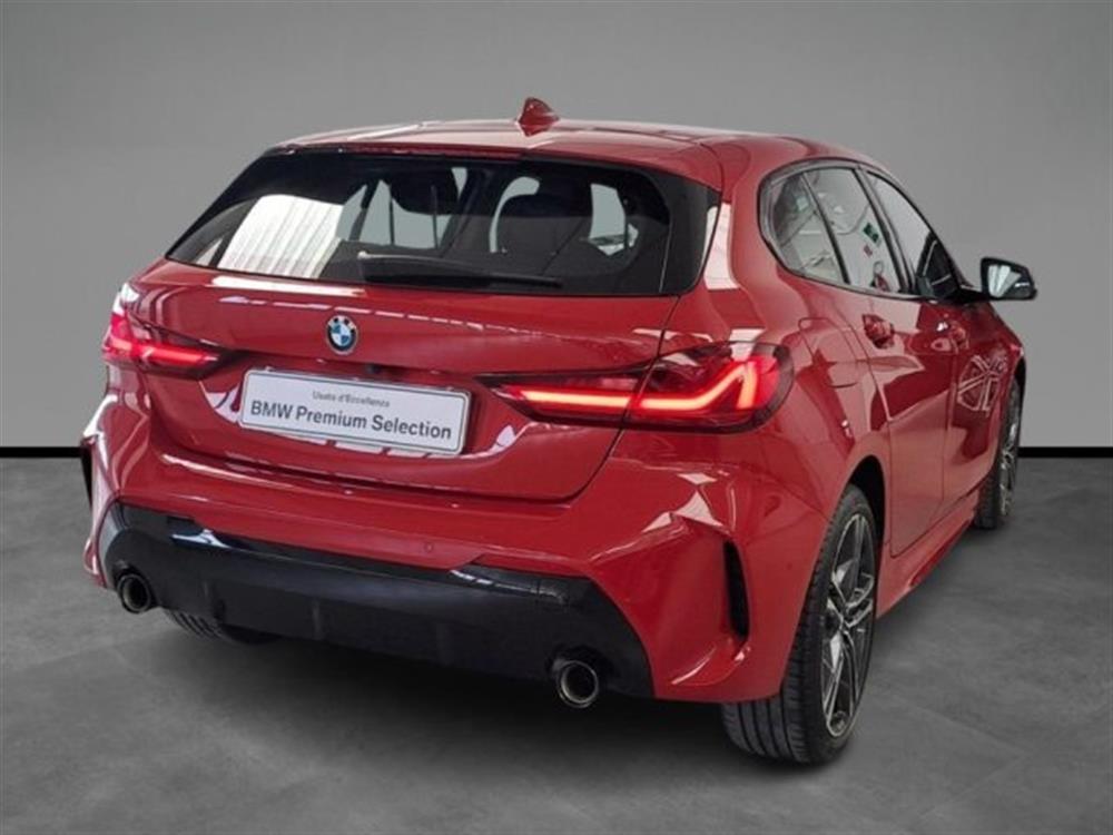 118 118 d 5p. Msport Exterio