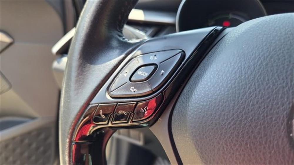 C-HR C-HR 1.8 Hybrid E-CVT Act