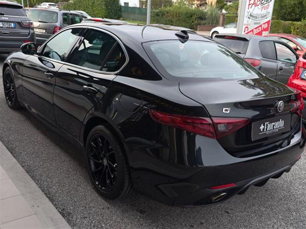 Giulia Giulia Veloce 210 CV AT8 AW