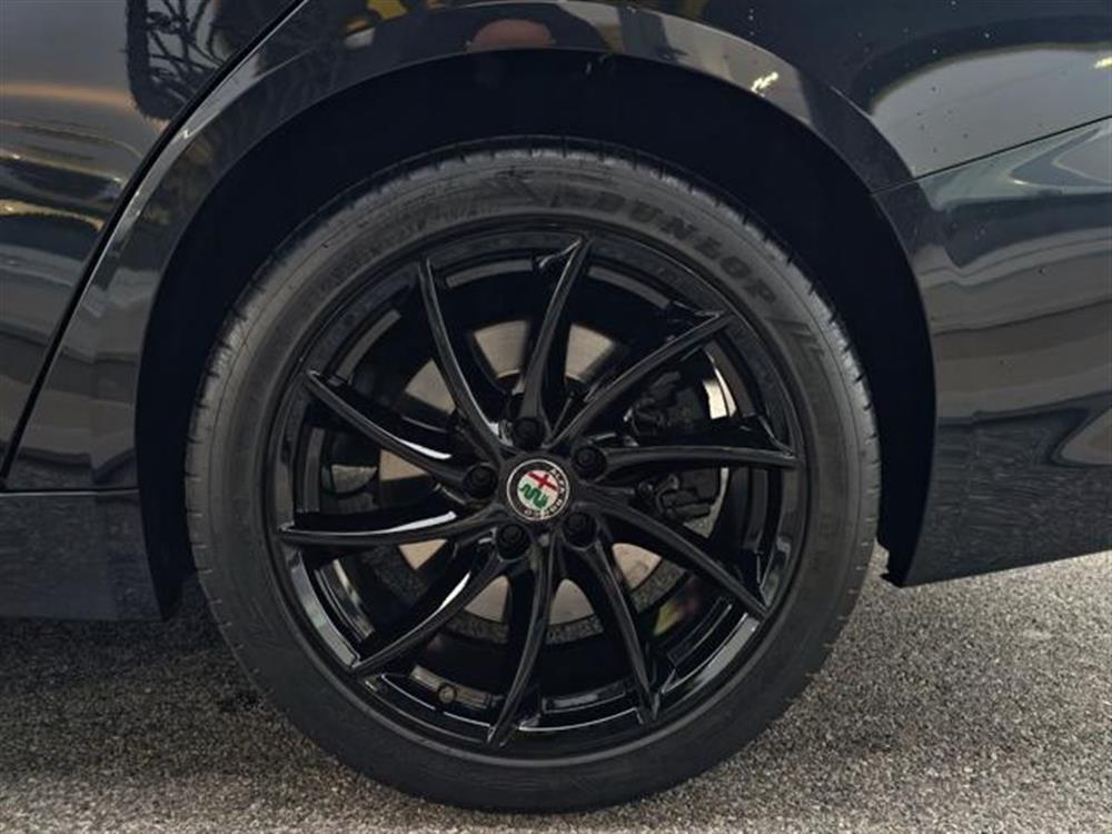 Giulia Giulia Veloce 210 CV AT8 AW