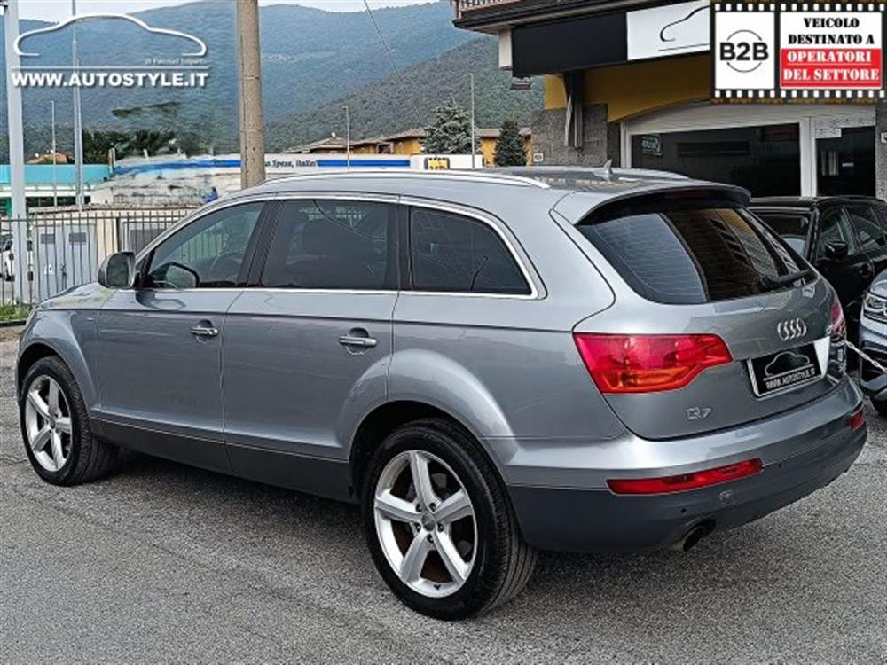 Q7 Q7 3.0 V6 TDI 240Cv *7P