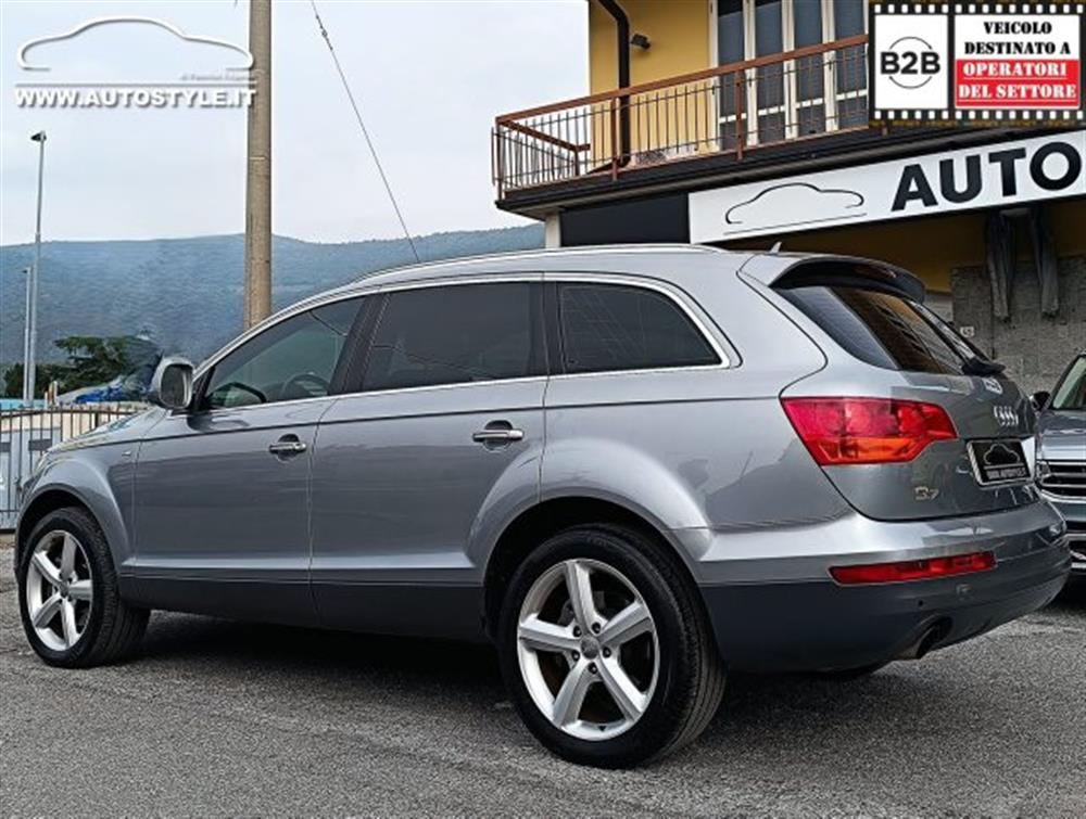Q7 Q7 3.0 V6 TDI 240Cv *7P