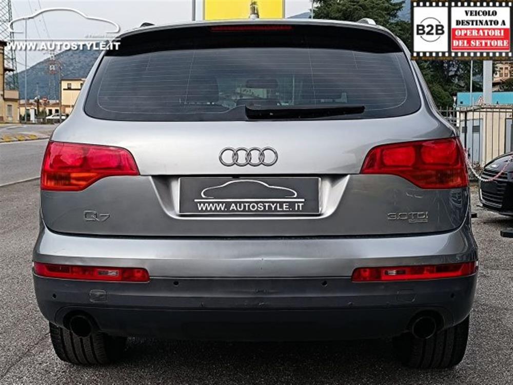 Q7 Q7 3.0 V6 TDI 240Cv *7P