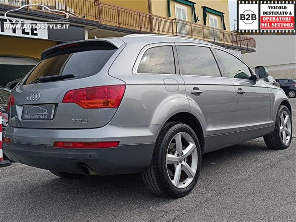 Q7 Q7 3.0 V6 TDI 240Cv *7P