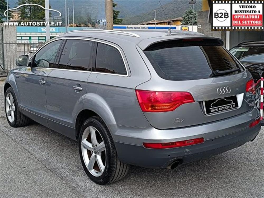 Q7 Q7 3.0 V6 TDI 240Cv *7P