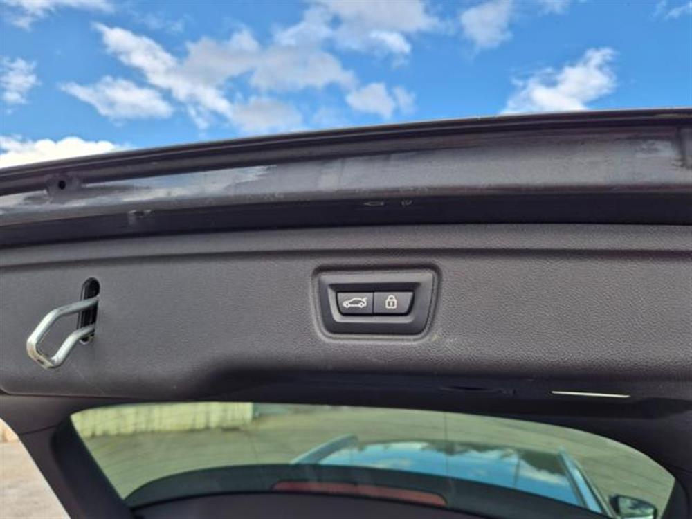 318 318 d Touring Luxury Aut