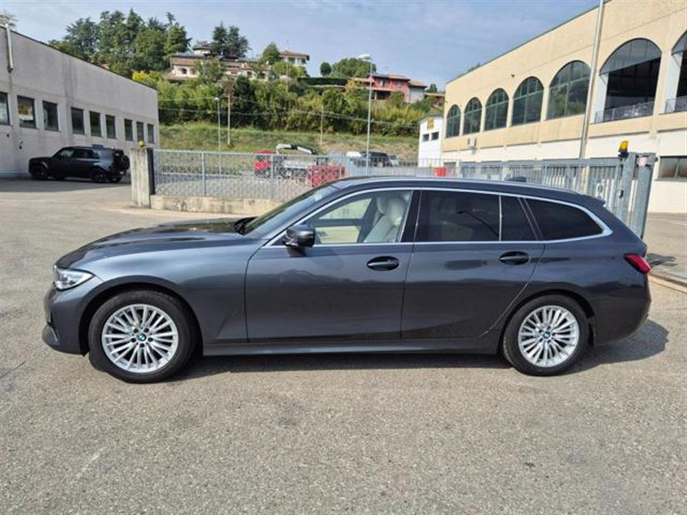 318 318 d Touring Luxury Aut