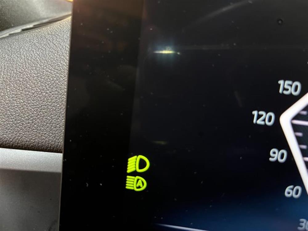 320 320 dA 48V xDrive Tourin