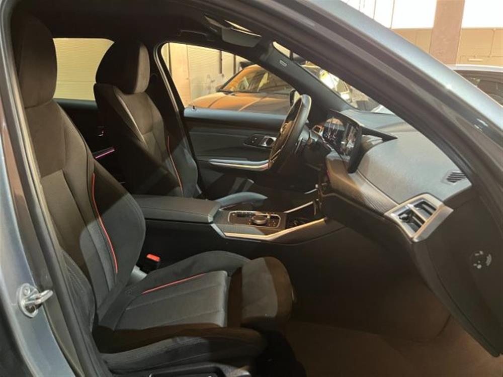 320 320 dA 48V xDrive Tourin