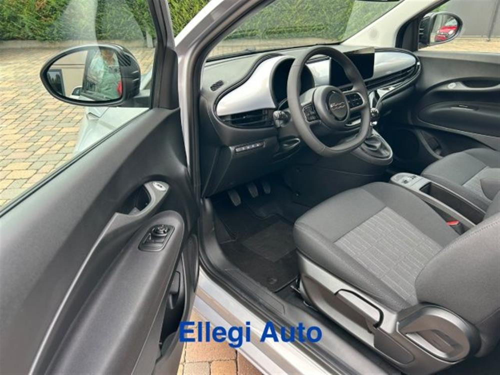 500 500 Berlina Hybrid Icon+
