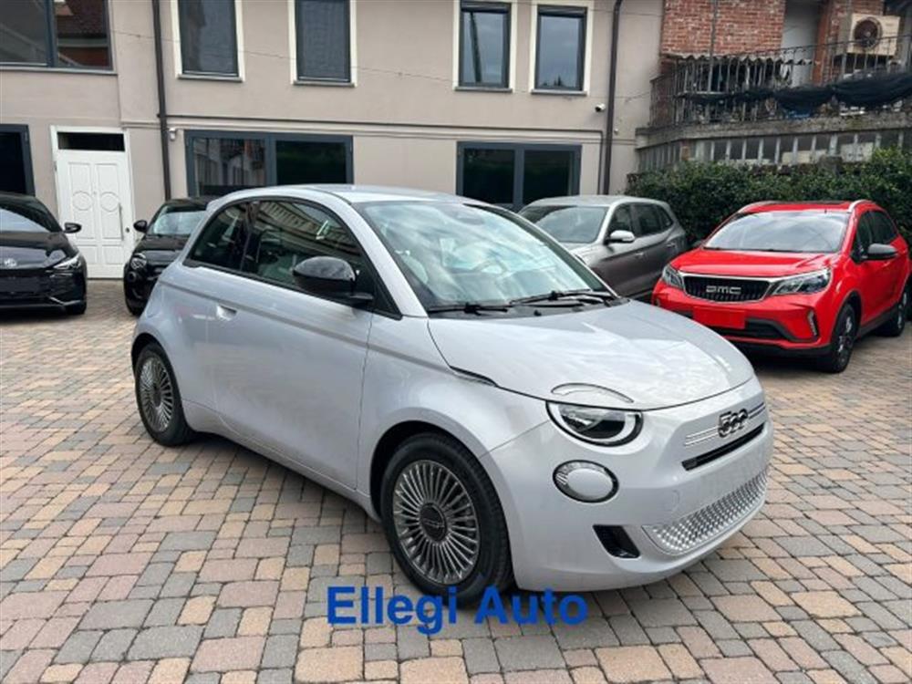 500 500 Berlina Hybrid Icon+