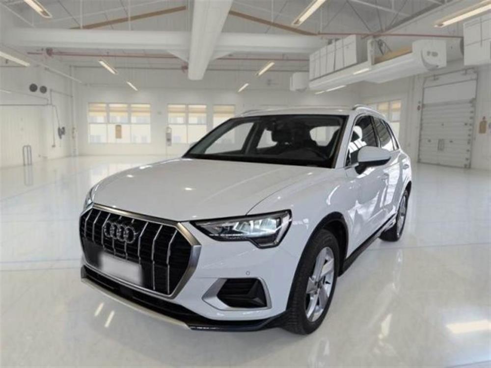 Q3 Q3 35 TDI S tronic Busi