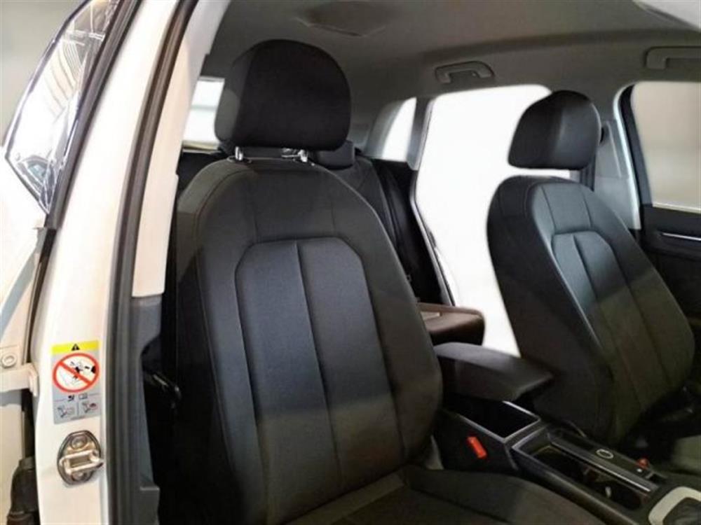 Q3 Q3 35 TDI S tronic Busi