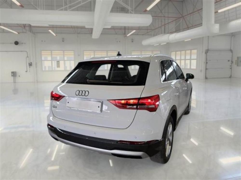 Q3 Q3 35 TDI S tronic Busi