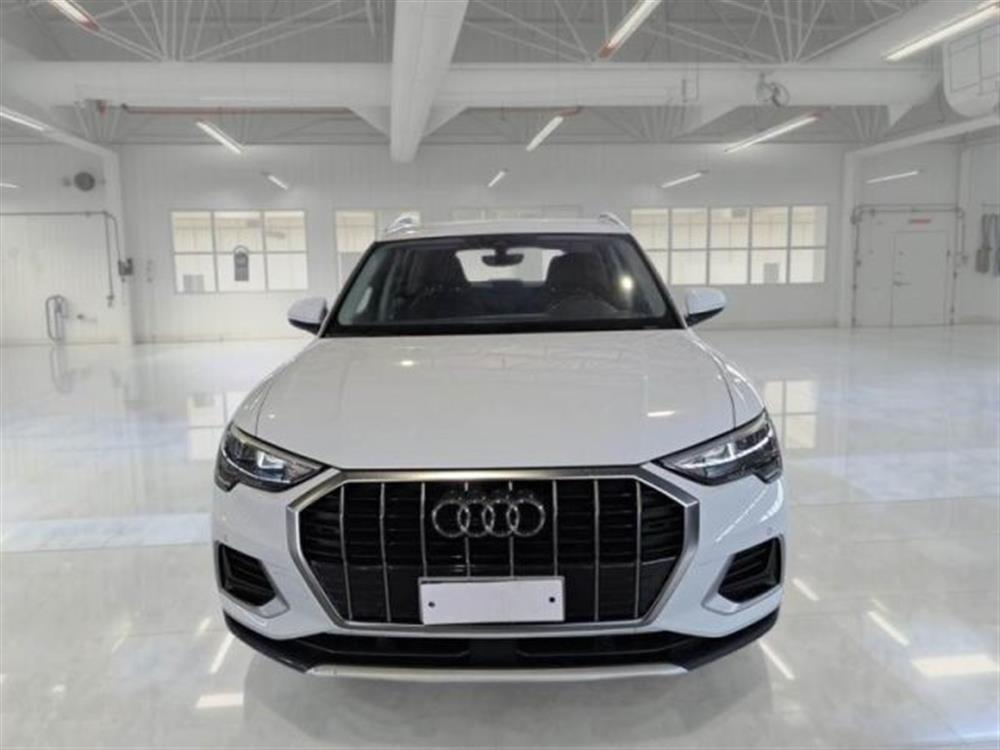 Q3 Q3 35 TDI S tronic Busi