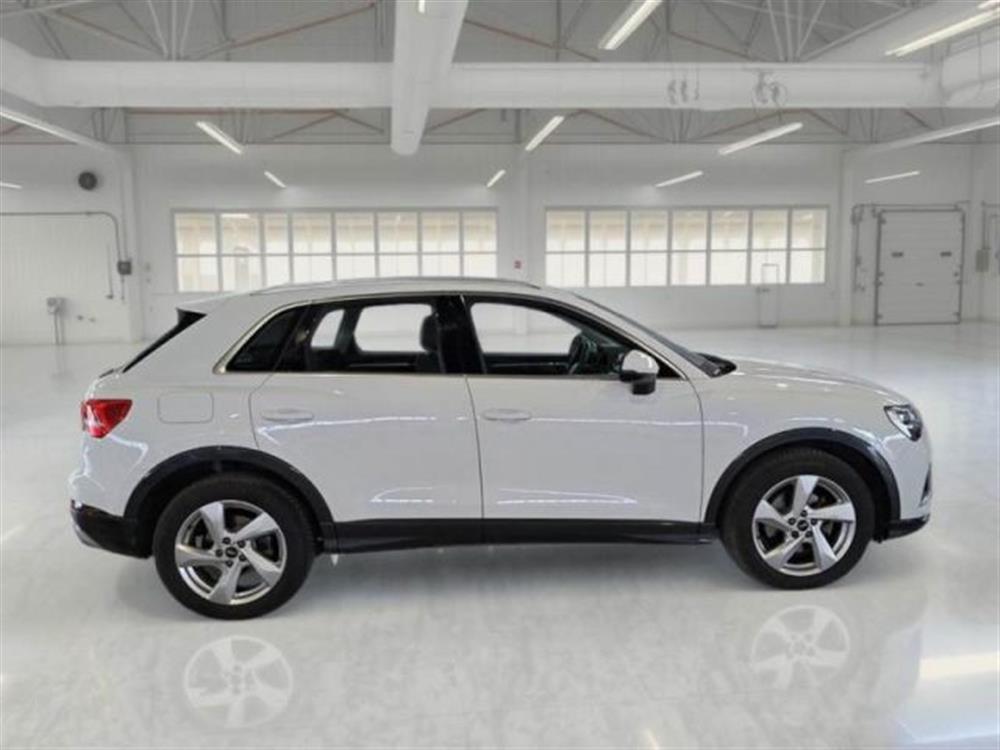 Q3 Q3 35 TDI S tronic Busi