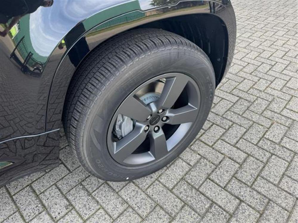 Defender Defender 110 P300 E HYBRID AW