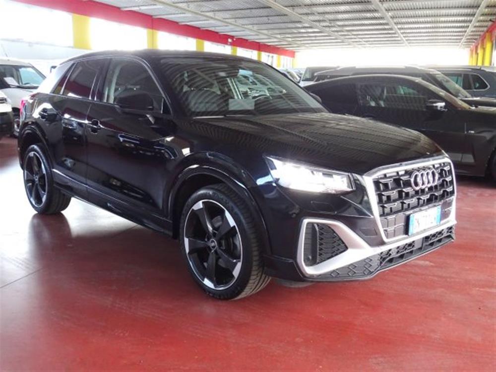 Q2 Q2 35 TFSI S tronic SLi