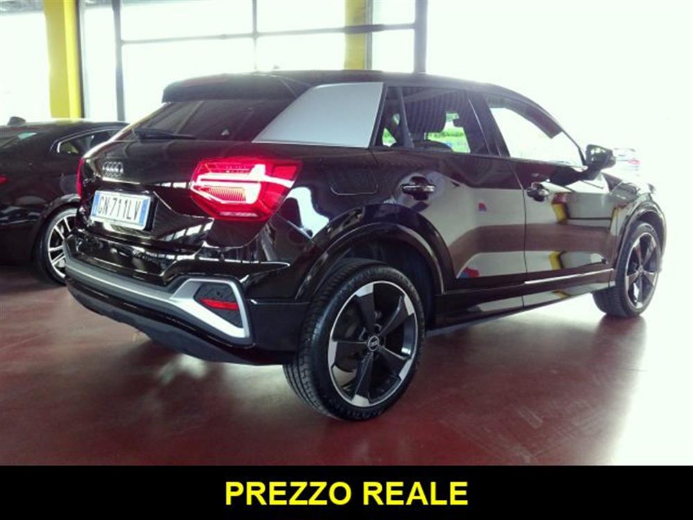 Q2 Q2 35 TFSI S tronic SLi