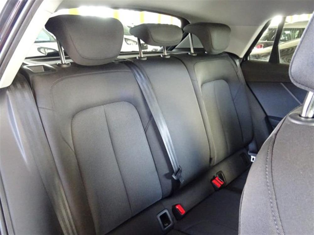 Q2 Q2 35 TFSI S tronic SLi