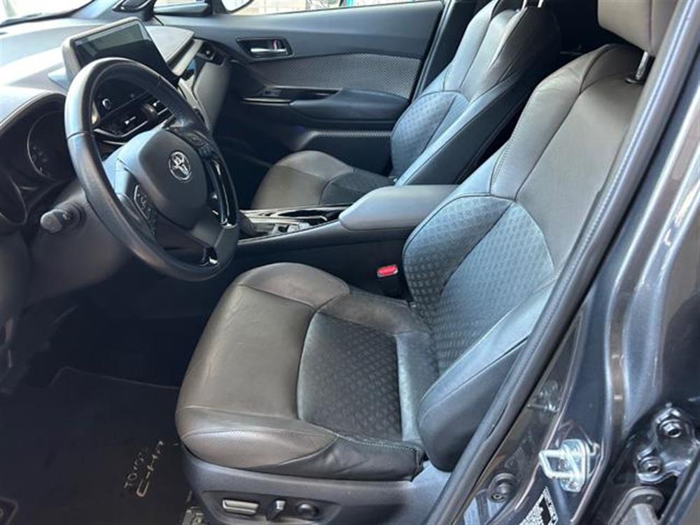C-HR C-HR 1.8 Hybrid E-CVT Lou