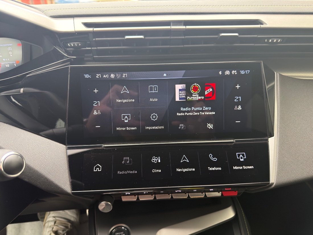 308 BL hybrid 145cv 308 BL hybrid 145cv GT