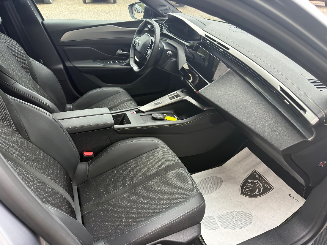 308 BL hybrid 145cv 308 BL hybrid 145cv GT