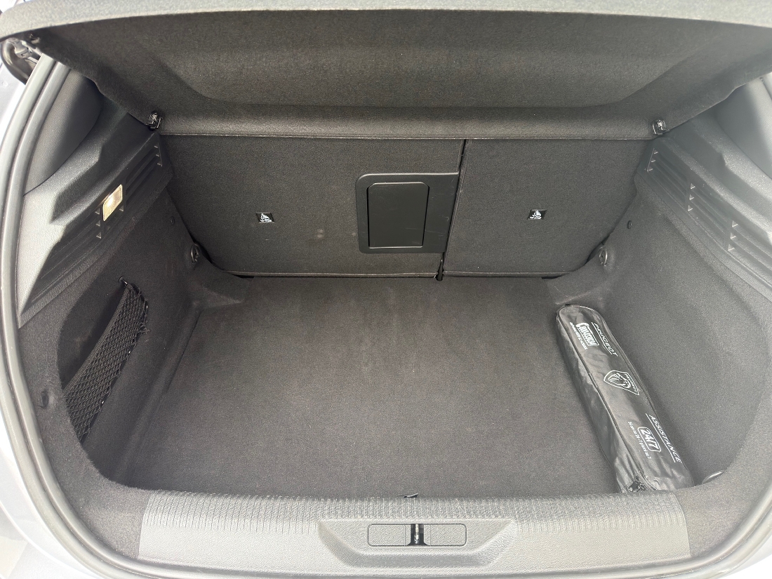 308 BL hybrid 145cv 308 BL hybrid 145cv GT