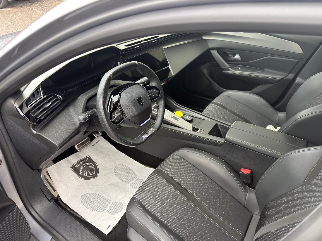 308 BL hybrid 145cv 308 BL hybrid 145cv GT