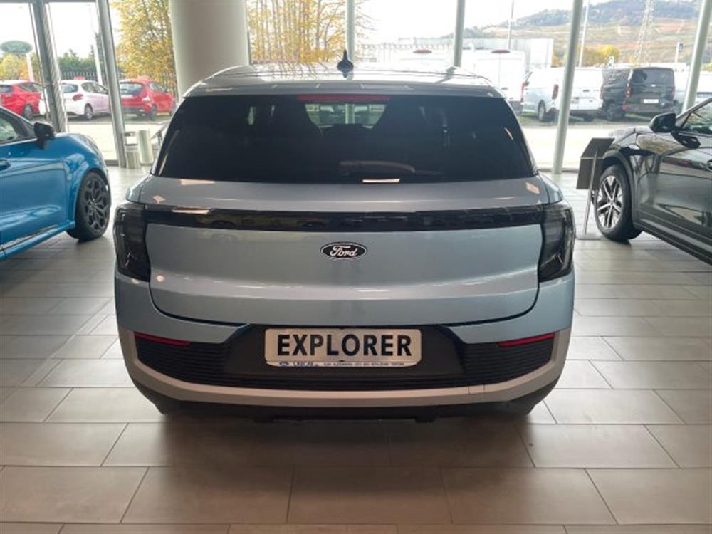 Explorer Explorer Extended Range SELEC