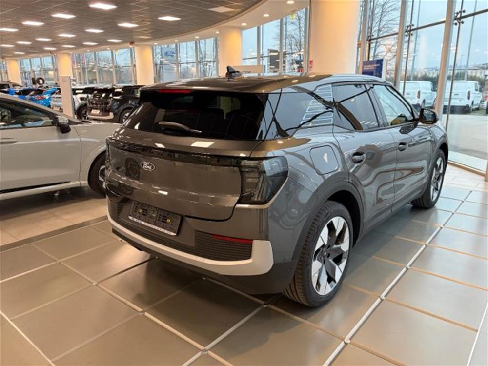 Explorer Explorer PREMIUM 77KWH 286CV