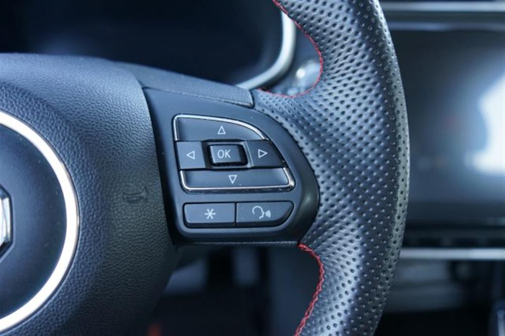 ZS ZS 1.0T-GDI aut. Luxury