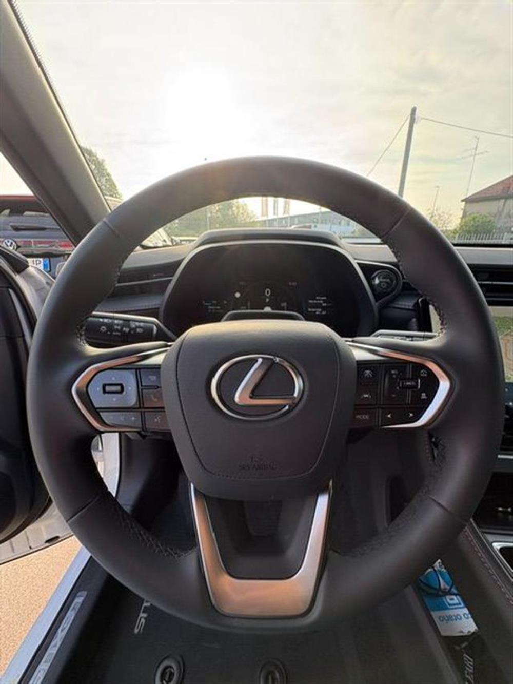 LBX LBX Hybrid 4WD Relax