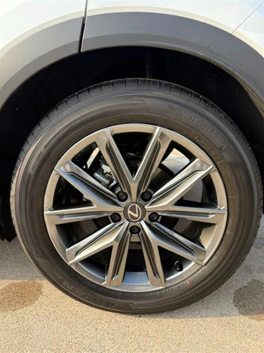 LBX LBX Hybrid 4WD Relax